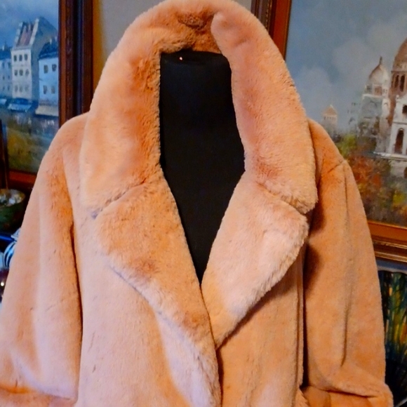 Plush Pink Bear Coat - Picture 4 of 7